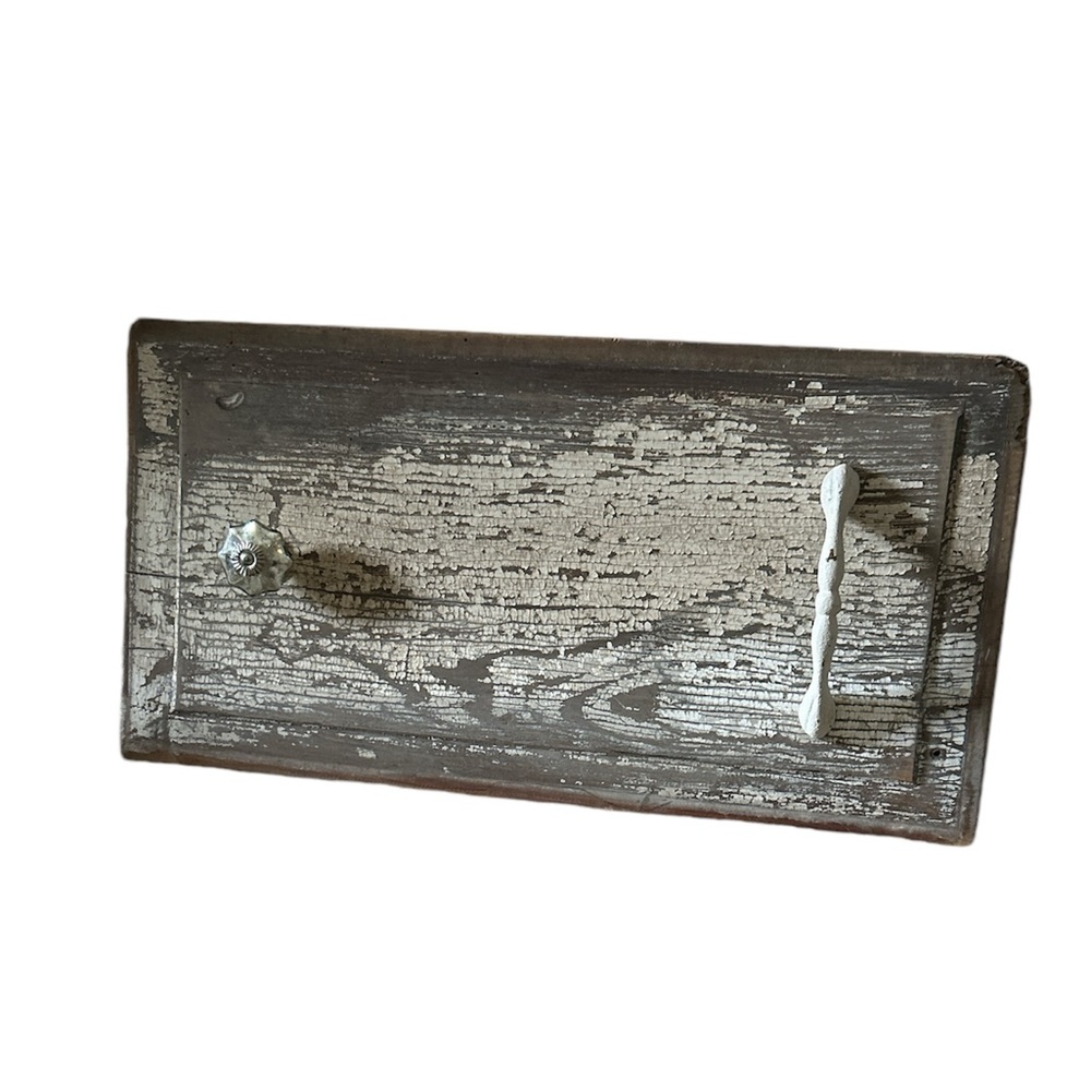NWOT Farmhouse chic decor